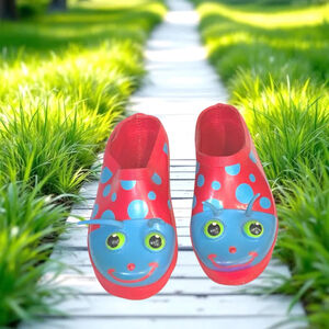 Sunny Patch Red w Blue Polka Dots 3D Bug Insect Face Rubber Clogs Toddler 8-9